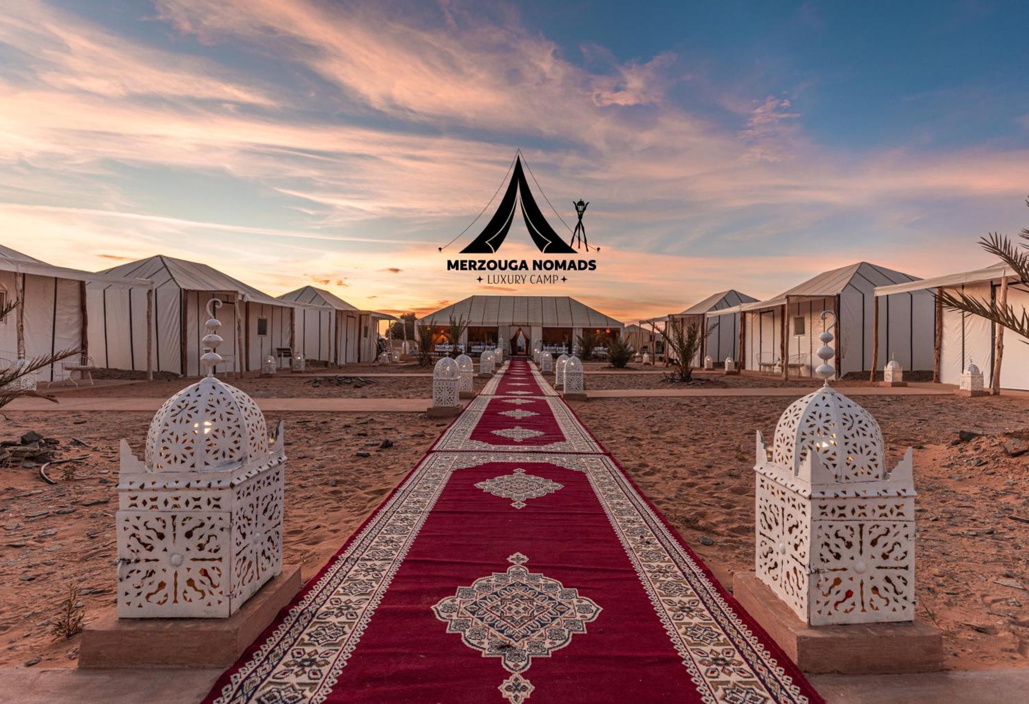 Merzouga Nomads Luxury Camp Exterior photo