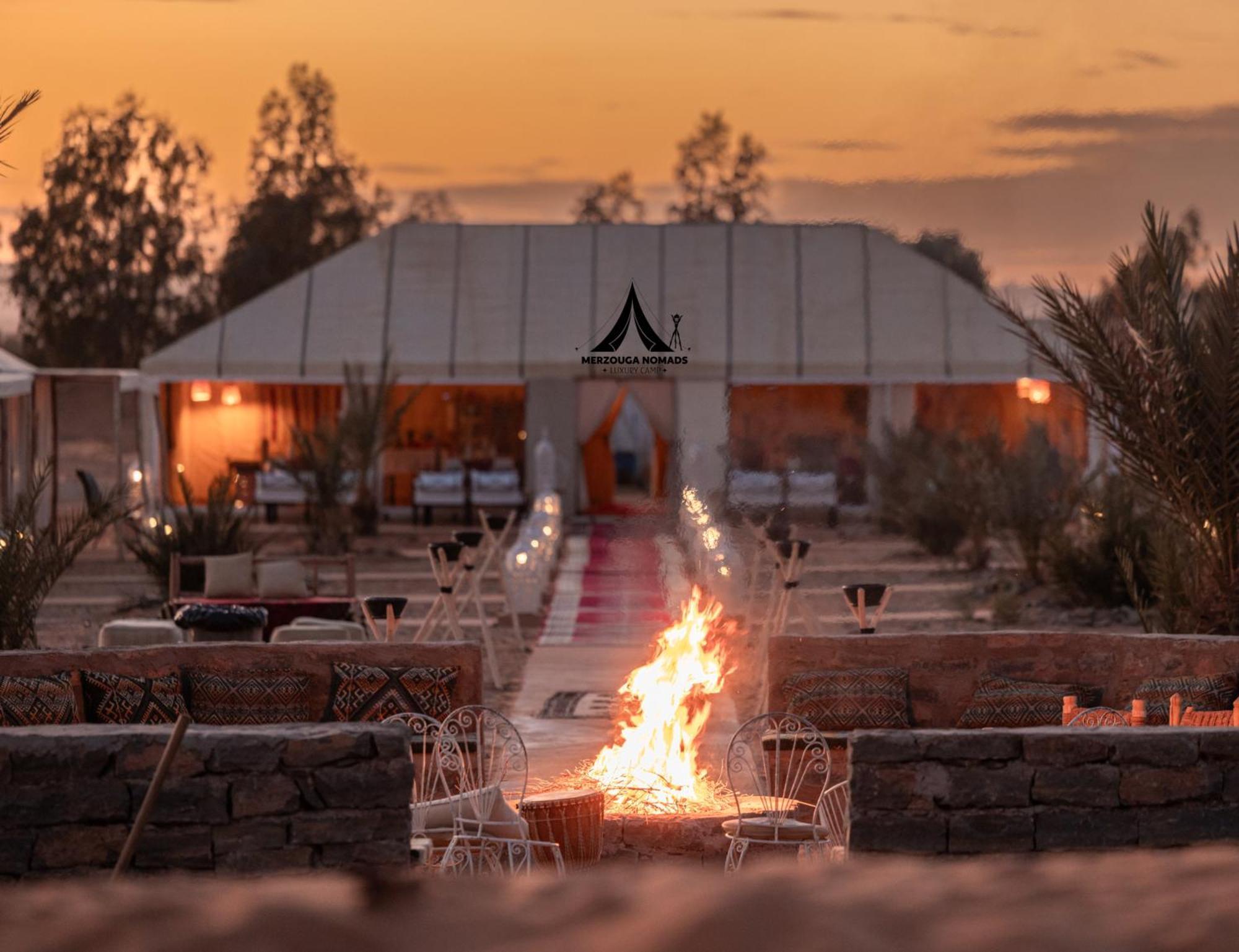 Merzouga Nomads Luxury Camp Exterior photo